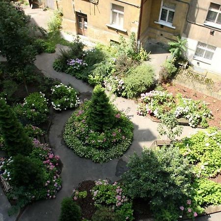 Spacious Elegance In The Heart Of Old Town Πράγα Εξωτερικό φωτογραφία