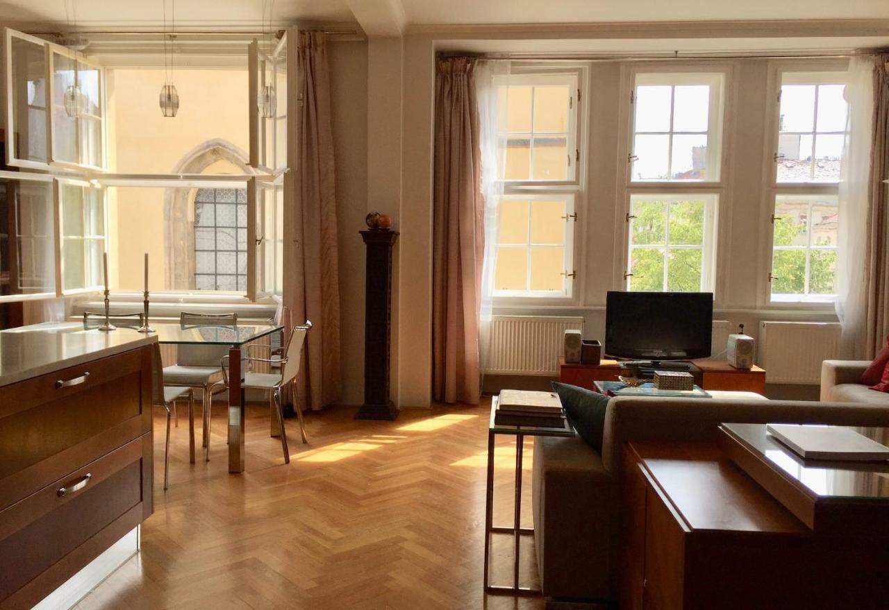 Spacious Elegance In The Heart Of Old Town Πράγα Εξωτερικό φωτογραφία